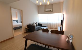 Crown Regency Serviced Suites property photograph